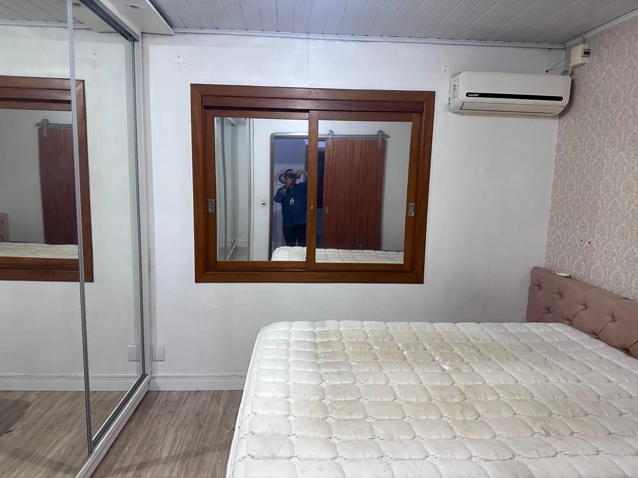Imagem Sobrado localizado no bairro Mato Grande, c/2 dormitórios, living, cozinha e um aconchegante espaço gourmet c/ churrasqueira para reunir familia e amigos.