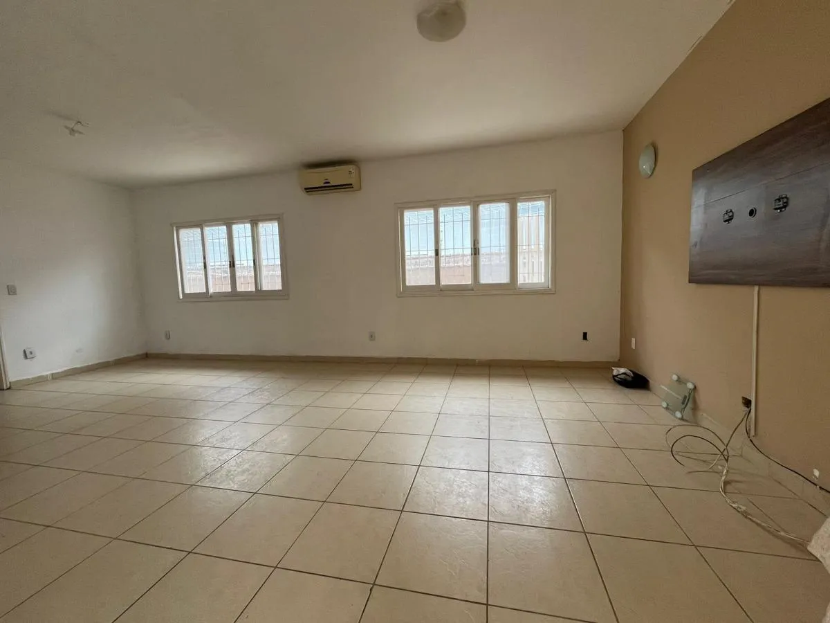 Imagem Casa para Venda em Itanhaém, Cibratel II, 4 dormitórios, 1 suíte, 2 banheiros, 2 vagas