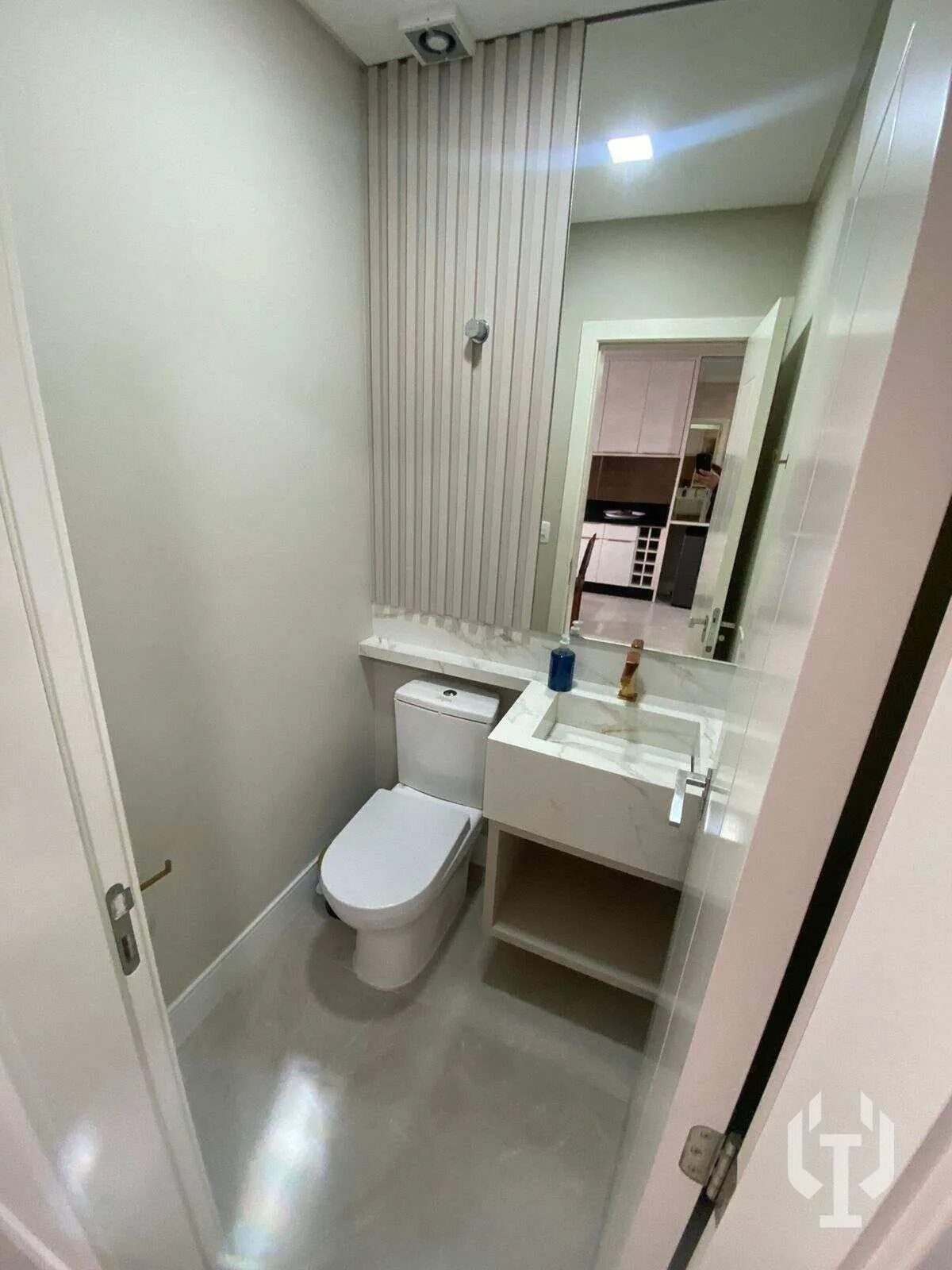 Imagem Apartamento à venda, no Le Blanc, em Itapema, Meia Praia, com 3 quartos