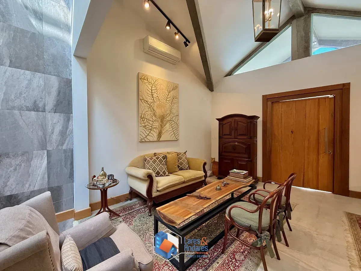 Imagem Casa de vila para venda em Jardim dos Estados com 4 quartos, sendo 4 suítes, 393m²