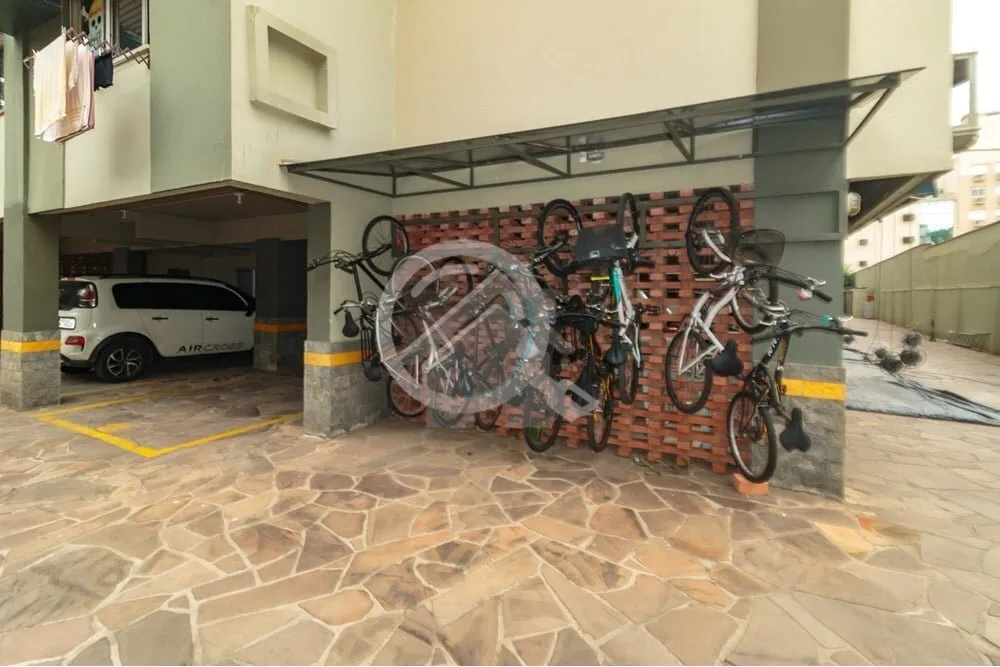 Imagem Descubra o seu novo lar na vibrante Cidade Baixa, Porto Alegre, RS! Este apartamento residencial, di...