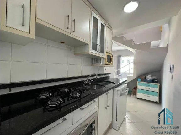 Imagem Cobertura a venda, 03 quartos sendo 02 suítes, 02 vagas, terraço, em Caiobá Matinhos PR