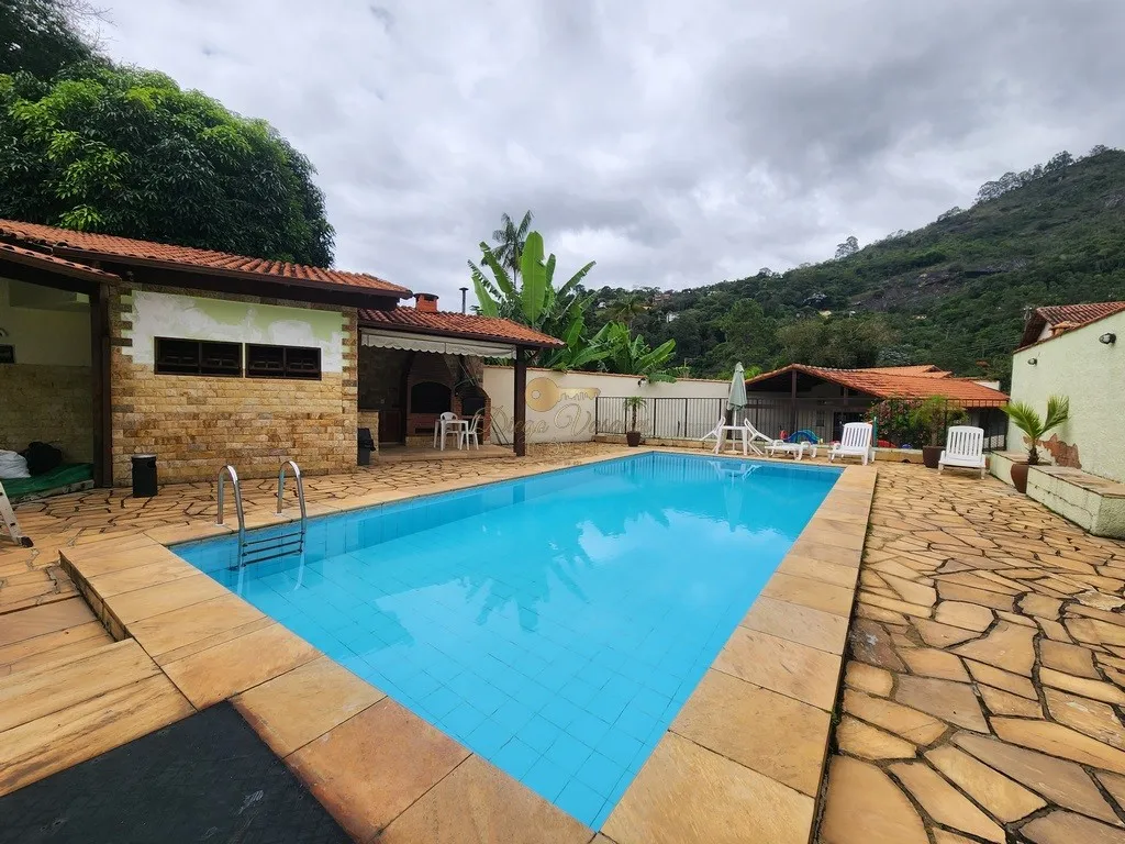 Imagem Casa em Condomínio para Venda em Teresópolis / RJ no bairro Parque do Imbui