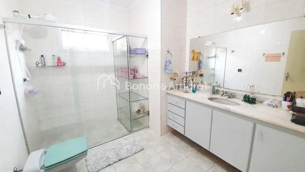 Imagem Casa com 3 Quartos e 4 banheiros à Venda, 170 m²