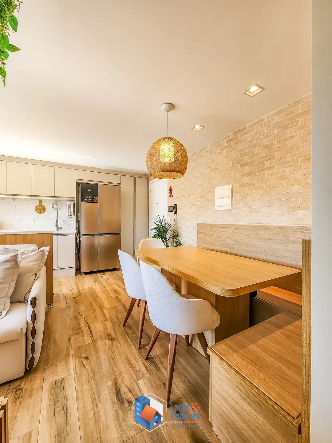 Imagem Apartamento para venda em Chácara Inglesa com 2 quartos, sendo 1 suíte, 58m²