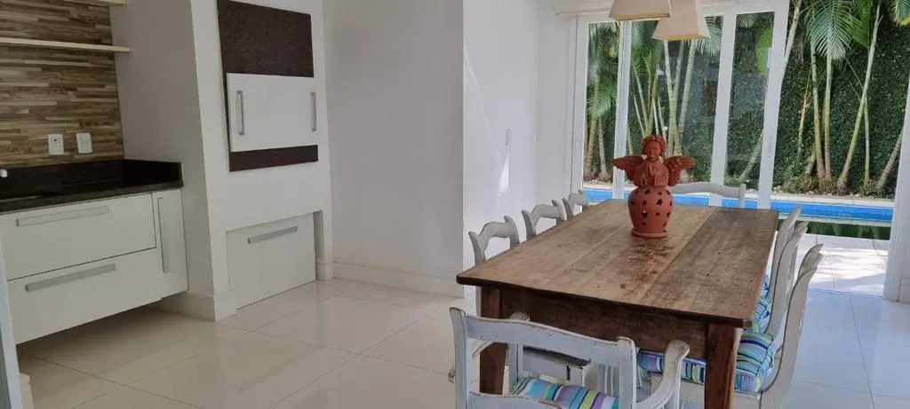 Imagem Casa com 3 suítes e piscina no Boa Vista