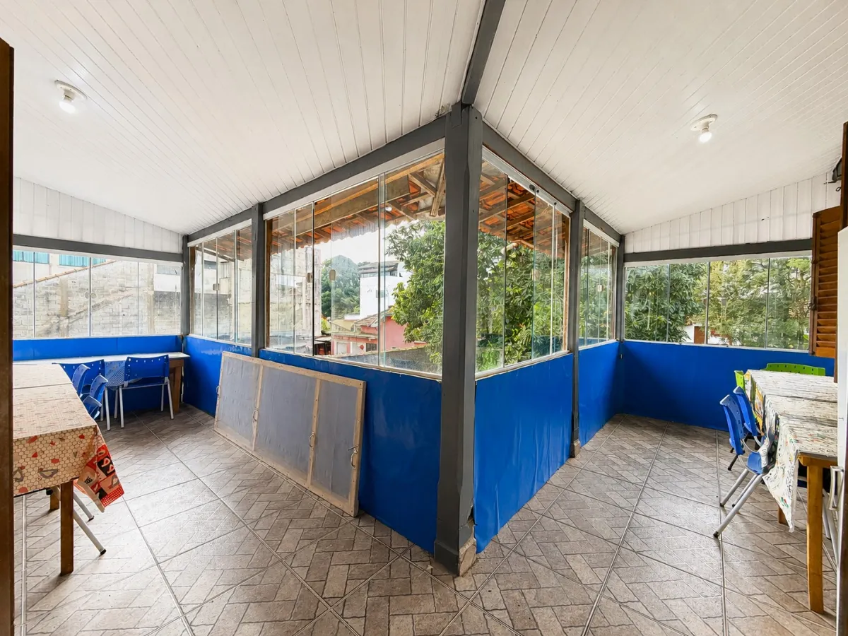 Imagem Casa comercial para venda em Suíssa, 470m2