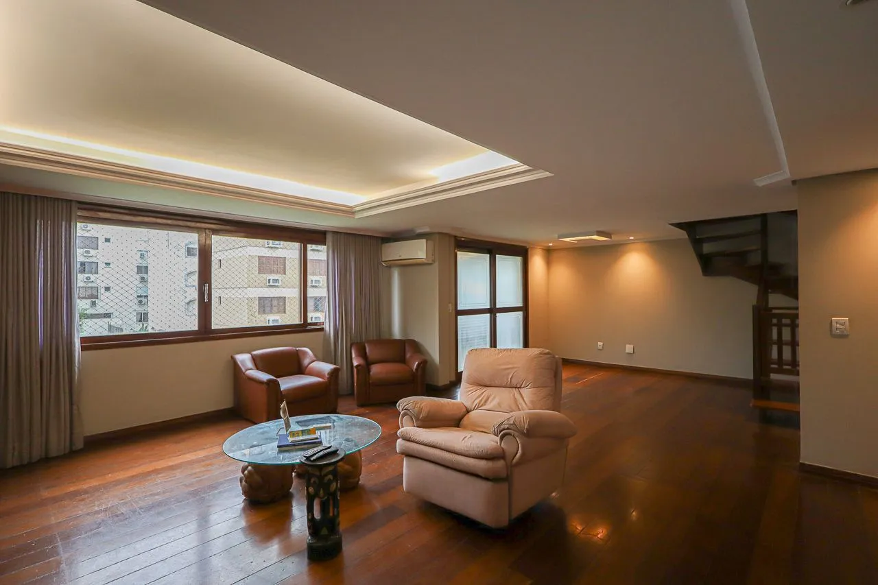 Apartamento cobertura, 03 Quartos, 03 Garagens, Bairro Higienópolis