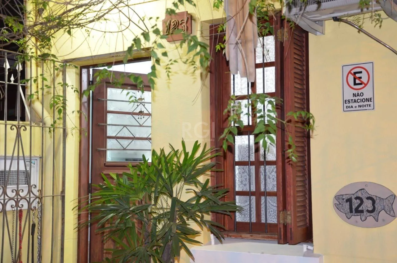 Imagem Casa para Venda - 57.9m², 2 dormitórios, 1 vaga - Higienópolis