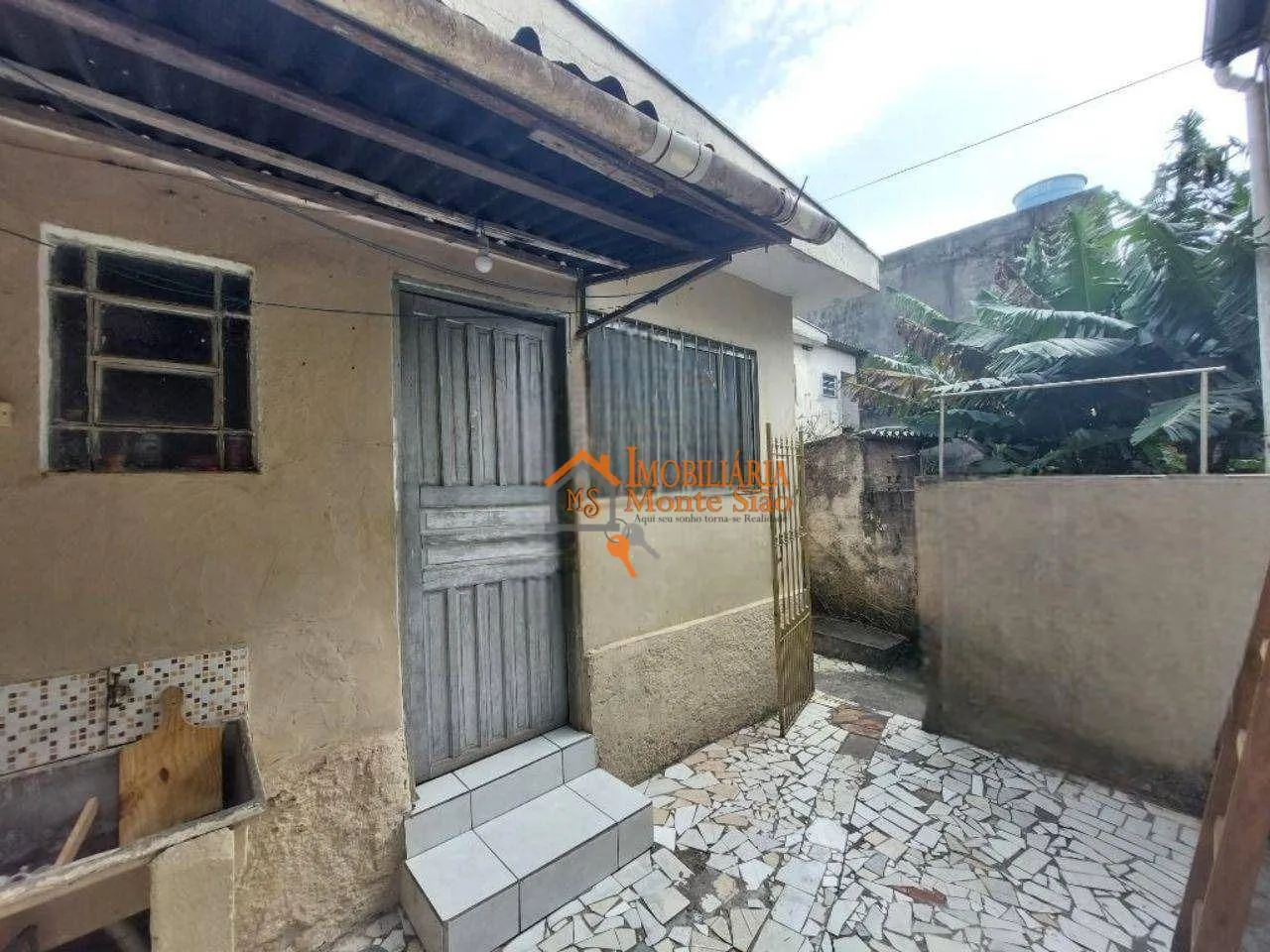 Imagem Sobrado com 8 dormitórios à venda, 480 m² por R$ 639.000,00 - Parque Uirapuru - Guarulhos/SP