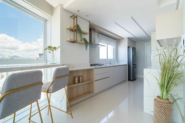 Imagem Apartamento com 4 dormitórios à venda sendo 2 suítes, 131.77 m² por - R$ 6.700.000,00 - Centro - Bal. Camboriú/SC