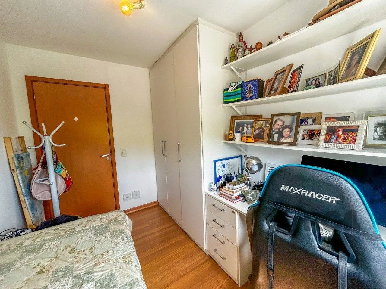 Imagem Apartamento de 02 dormitórios no Bairro Tristeza em Porto Alegre/RS