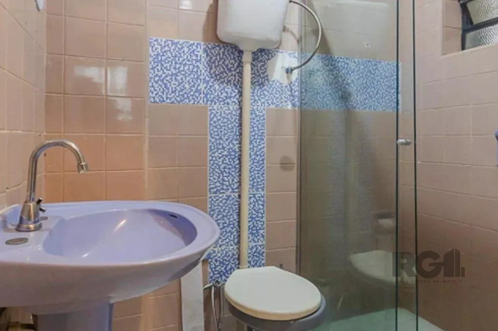 Imagem Casa para Venda - 160m², 3 dormitórios, sendo 1 suite, 2 vagas - Teresópolis