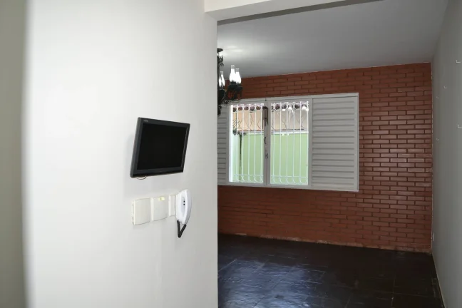 Imagem Casa ótima localização, comercial e residencial.