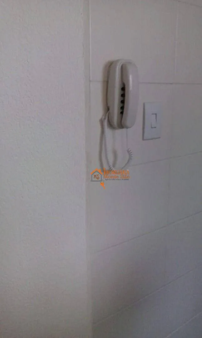 Imagem Apartamento com 2 dormitórios à venda, 41 m² por R$ 255.000,00 - Água Chata - Guarulhos/SP