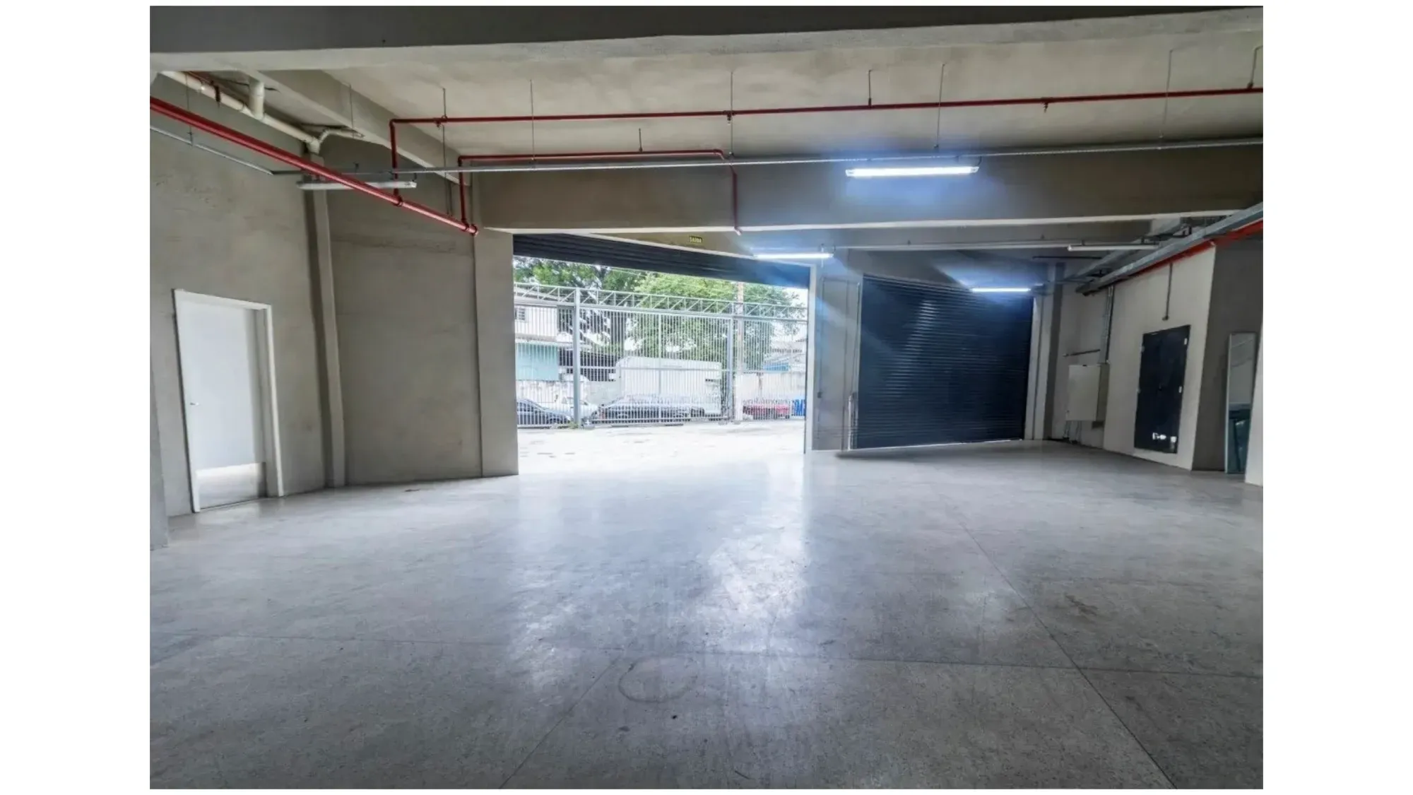 Imagem Galpão para Alugar, 4162 m² em Lapa de Baixo - São Paulo