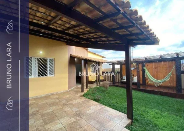 Casa à venda em Igarapé, bairro Três Poderes.