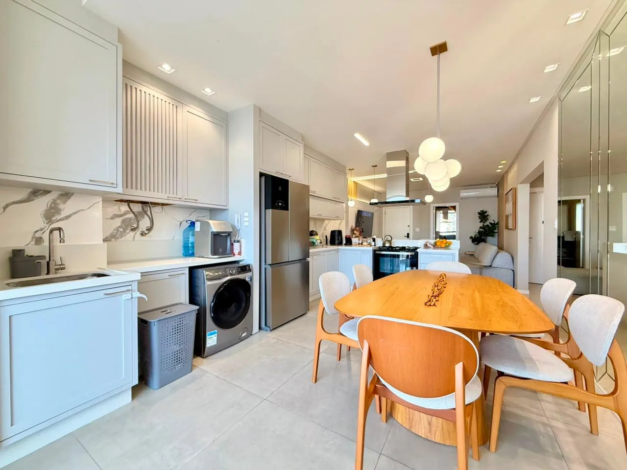 Imagem Apartamento à venda com 106.05m2 por R$ 2.400.000,00