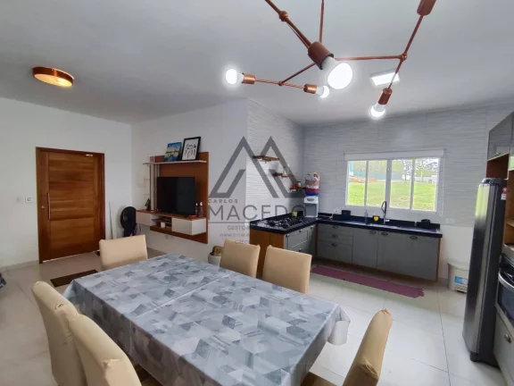 Imagem Casa térrea com 3 dormitórios, sendo 1 suíte Imóvel com terreno amplo, de 510m² na esquina Ampl...