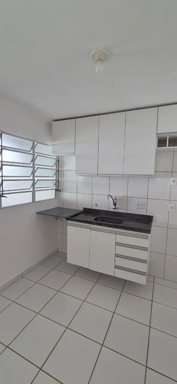Imagem Sobrado 3 Quartos sendo 1 Suite em Condomínio Village do Bosque