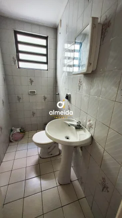 Imagem Sala térrea para locação central ao lado do Registro de Imóveis