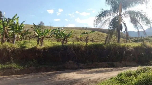 Imagem Chácara à venda Zona Rural, Cruzeiro - SP