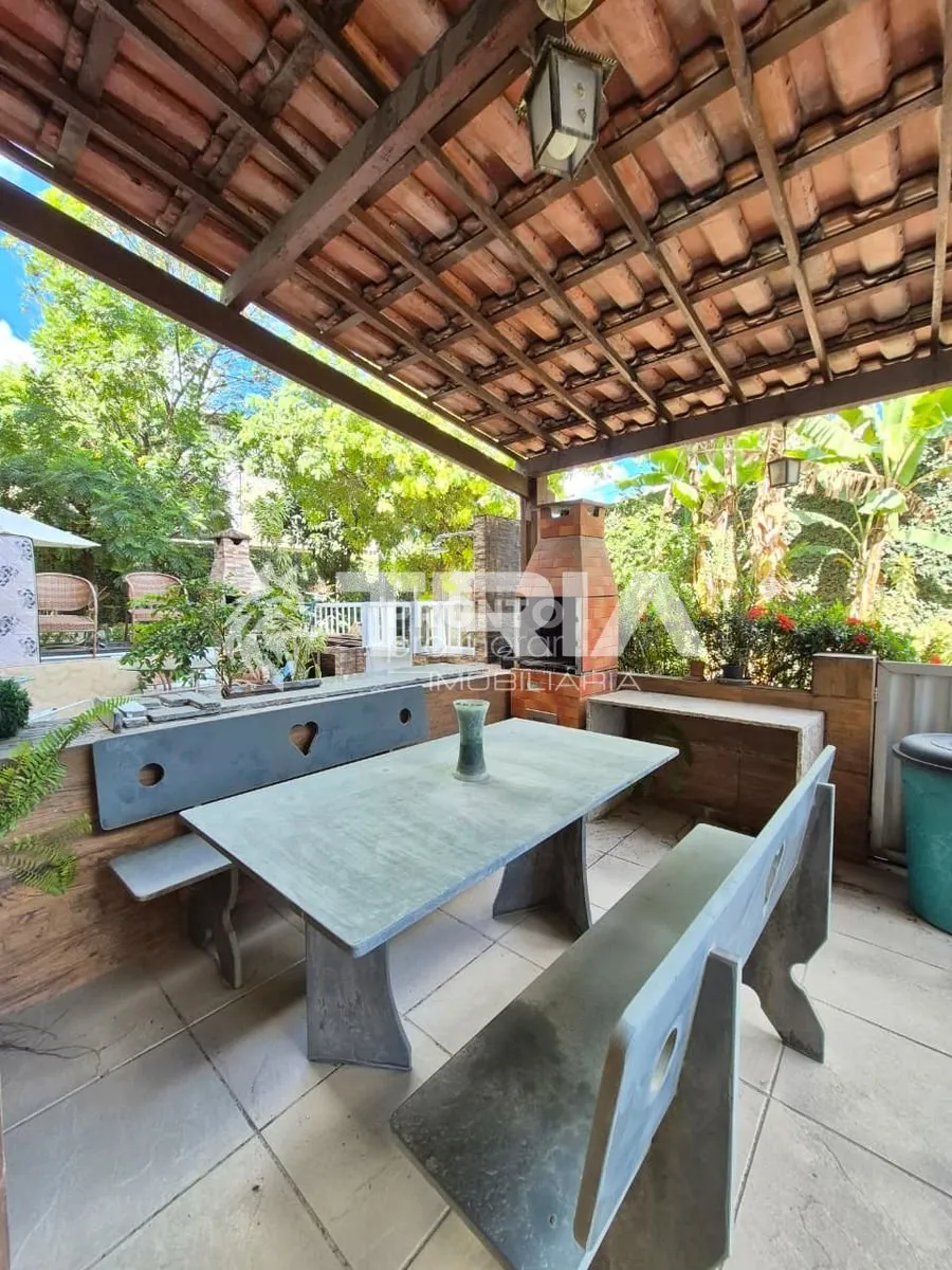 Imagem Casa de 4 quartos, 155m² no bairro Caxangá, em Recife