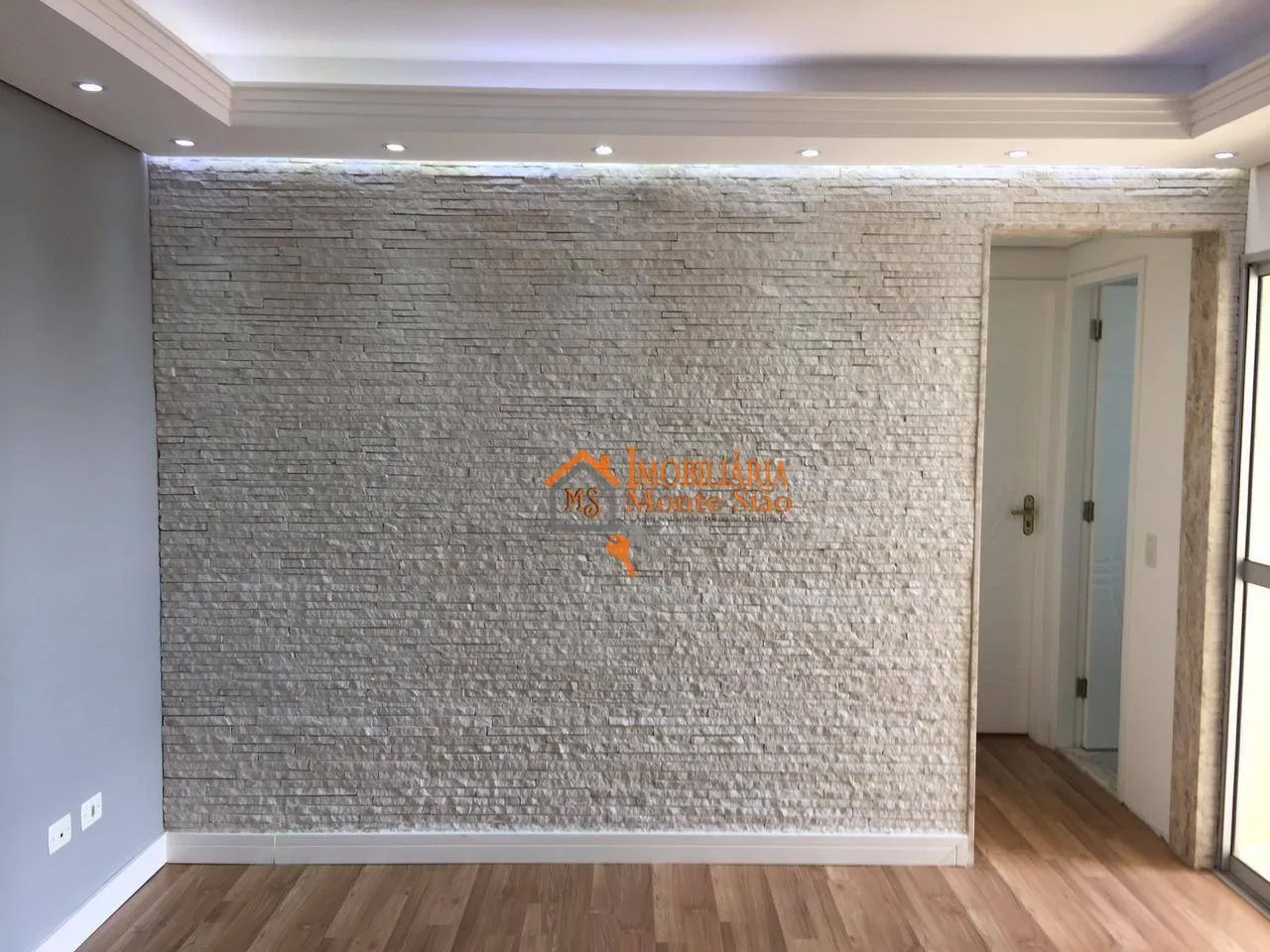 Imagem Apartamento com 2 dormitórios à venda, 48 m² por R$ 341.000,00 - Vila São Carlos - Itaquaquecetuba/SP