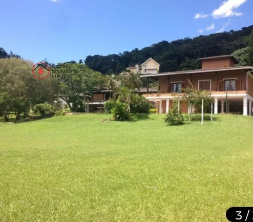 Imagem CHACARÁ RURAL A VENDA EM ATIBAIA Excelente Chácara em Atibaia, com vista para Pedra Grande
