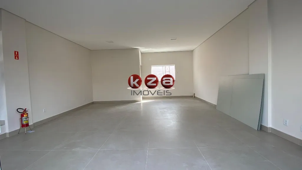 Imagem Excelente oportunidade de locação de sala comercial no bairro Santa Rosa em Vinhedo-SP: 1 sala, 1 banheiro, 11 vagas de garagem!