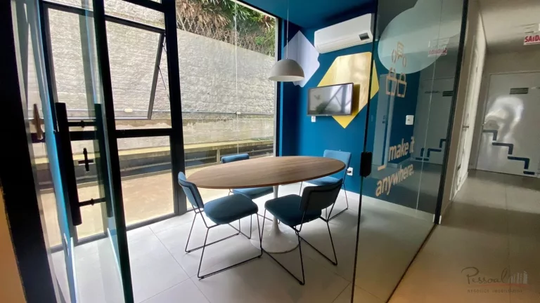 Imagem Este studio de 18m² foi pensado para quem busca praticidade e uma rotina conectada. Localizado a po...