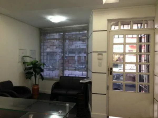 Imagem Prédio Comercial em Cidade Baixa