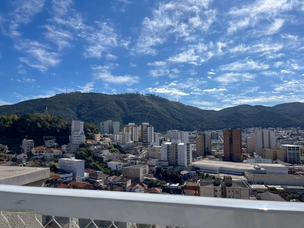 Imagem Apartamento a venda com 2 suítes no centro de Poços de Caldas MG