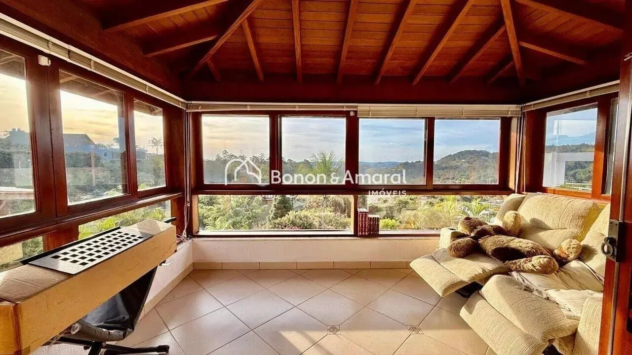 Imagem Casa com 4 Suítes à VENDA no Condomínio Moinho de Vento - Valinhos SP