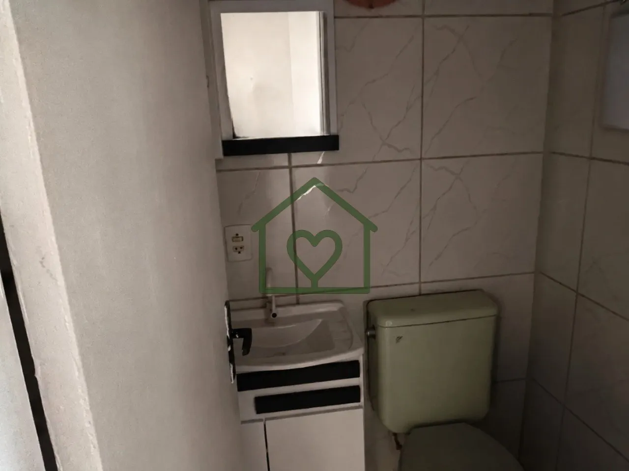 Imagem Ótima opção de apartamento JK no bairro Humaitá, localizado no térreo, com posição solar lest...