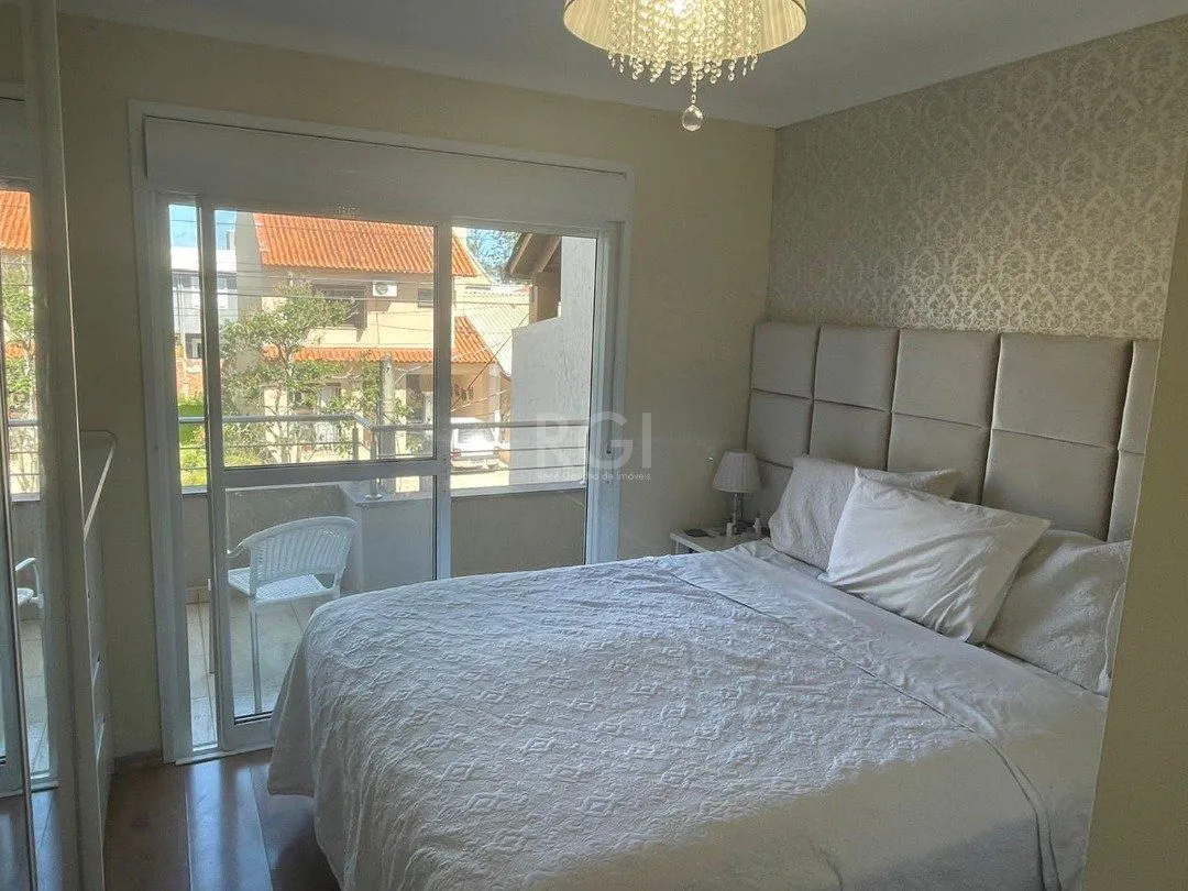 Imagem Sobrado para Venda - 132.69m², 2 dormitórios, sendo 1 suites, 1 vaga - Hípica