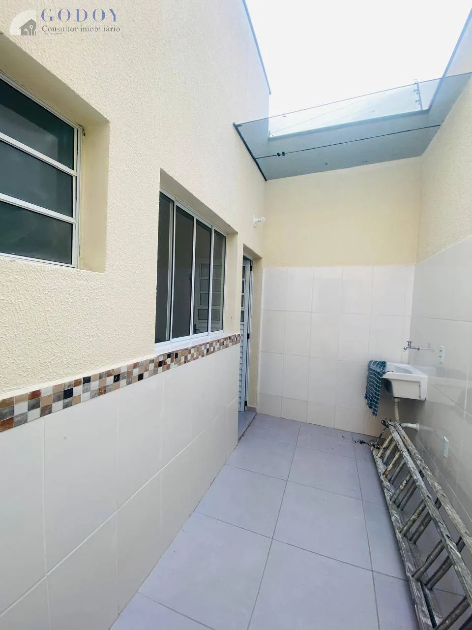 Imagem Casa à Venda no Portal dos Eucaliptos - Qualidade, Espaço e Conforto
