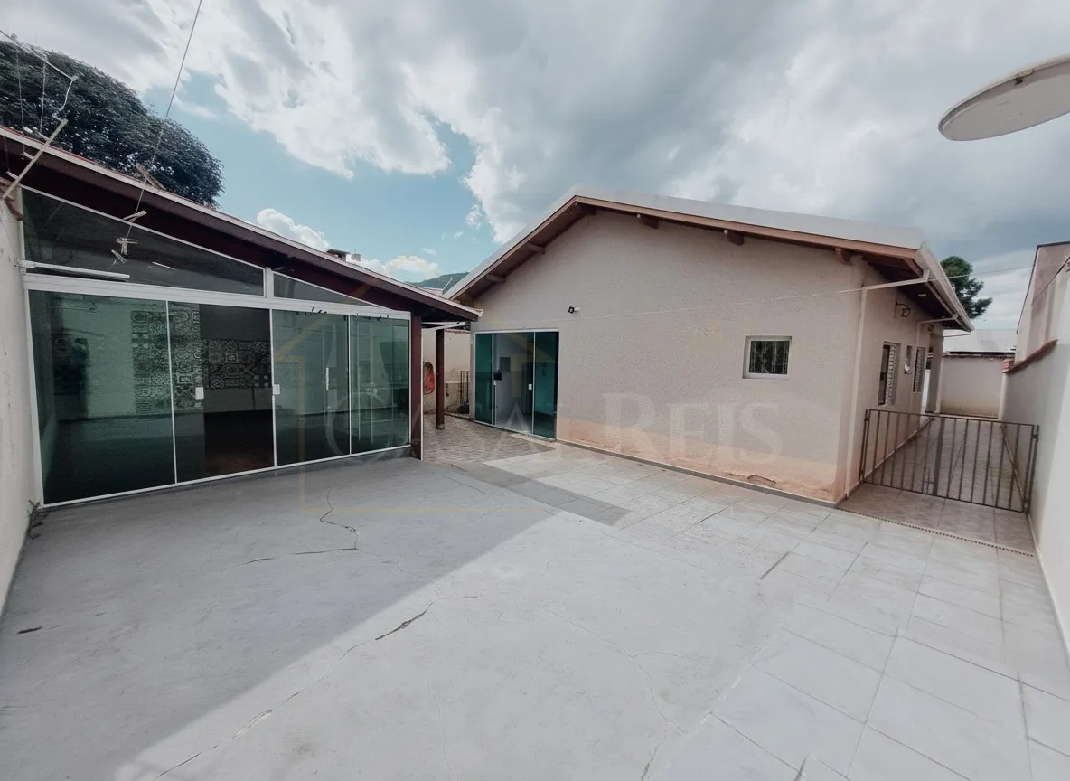 Imagem Casa 3 quartos à venda em Estância Poços de Caldas, Poços de Caldas