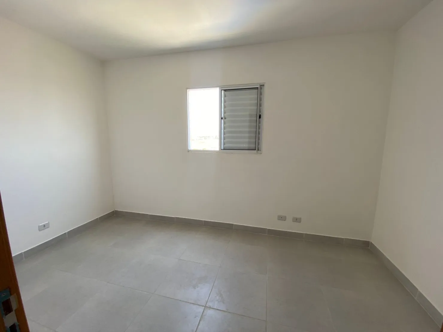 Imagem Apartamento à venda 2 dormitórios com sacada e vista privilegiada para a Serra, Feital, Pindamonhangaba, SP
