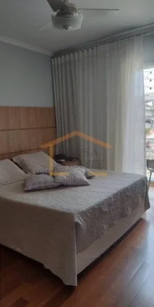 Imagem Sobrado lindo e totalmente reformado por dentro, com acabamento moderno e cheio de armários planeja...