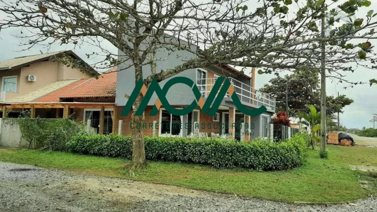 Imagem Sobrado Beira Mar em Itapoá com 4 suítes - PÉ na Areia