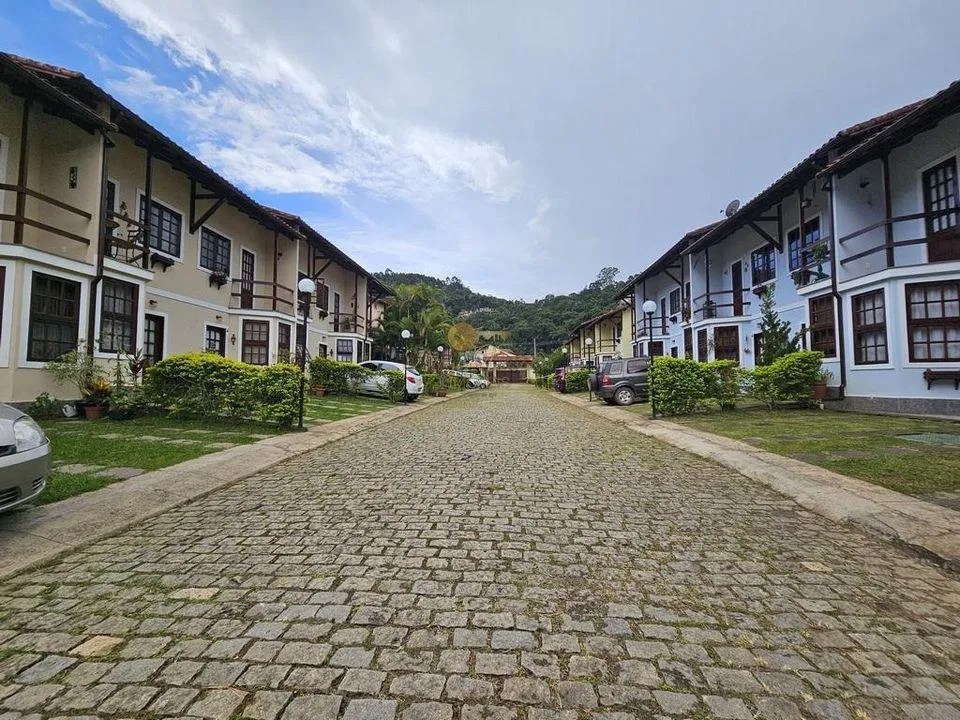 Foto do imóvel Casa em Condomínio para Venda em Teresópolis / RJ em Estrada Circuito da Gameleira