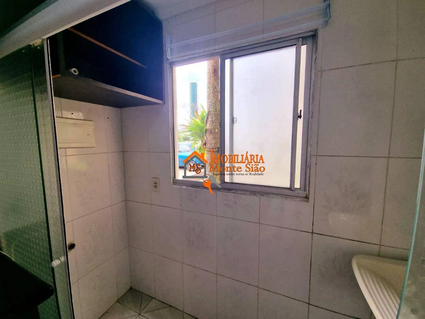Imagem Apartamento com 2 dormitórios à venda, 45 m² por R$ 249.000,00 - Água Chata - Guarulhos/SP