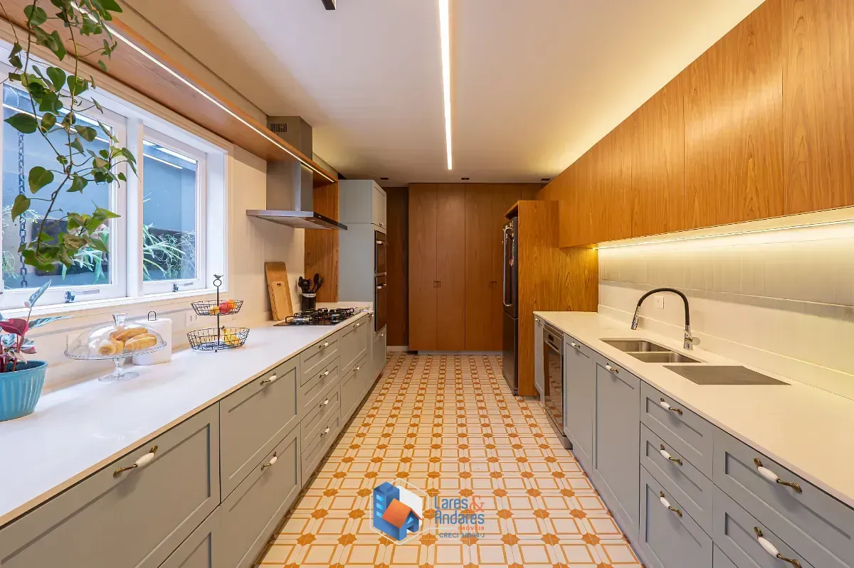 Imagem Casa para venda em Jardim Viana com 4 quartos, sendo 4 suítes, 375m²