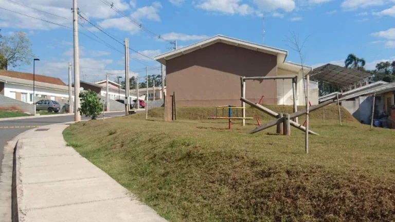 Imagem Casa com 2 dormitórios à venda, 48 m² por R$ 295.000,00 - Fazenda Aya - Suzano/SP