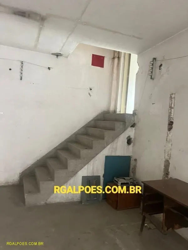 Imagem Galpão para Venda em RIO DE JANEIRO, VIGÁRIO GERAL, 2 banheiros