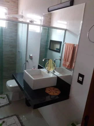 Imagem Casa á venda com 3 quartos sendo 1 suíte, Jardim Antártica, Ribeirão Preto