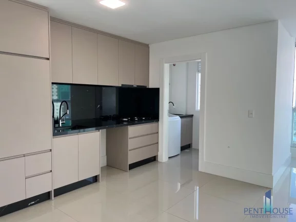 Imagem Apartamento Zona Central para Venda em Balneário Camboriú, CENTRO, 3 dormitórios, 3 suítes, 4 banheiros, 3 vagas