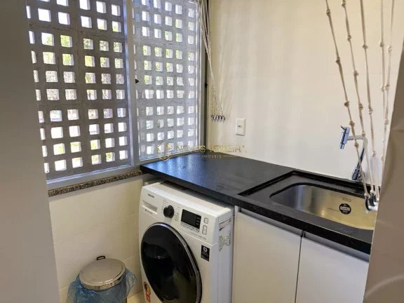 Imagem 1º Andar!!! Apartamento todo no Porcelanato!!! Armários em todos os Cômodos!!! Ar condicionado!!! Suíte com Closet!!! SQS 403!!!