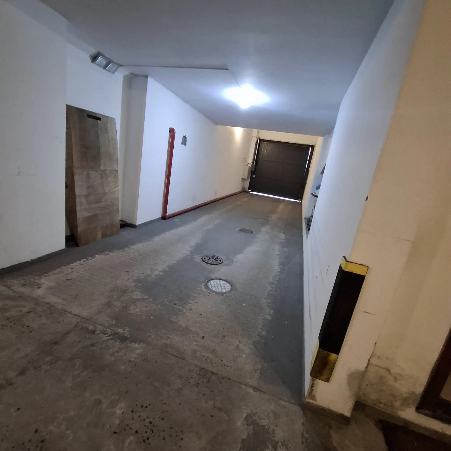 Imagem Sala Comercial com vaga para um carro escriturada